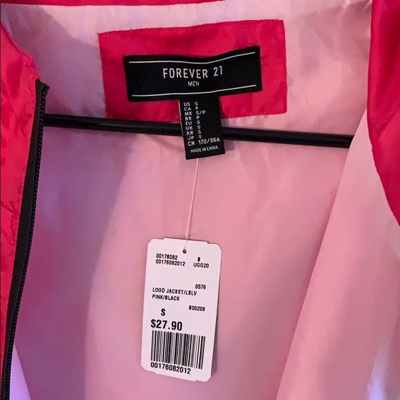 Men Windbreaker Jacket w/Hood - Picture 4 of 5